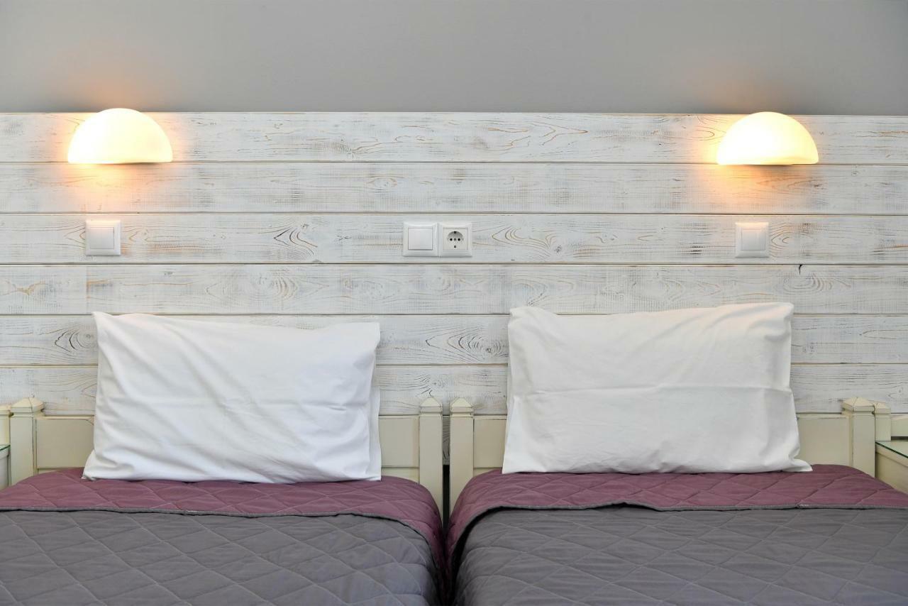 Hotel Mary Науса Екстериор снимка